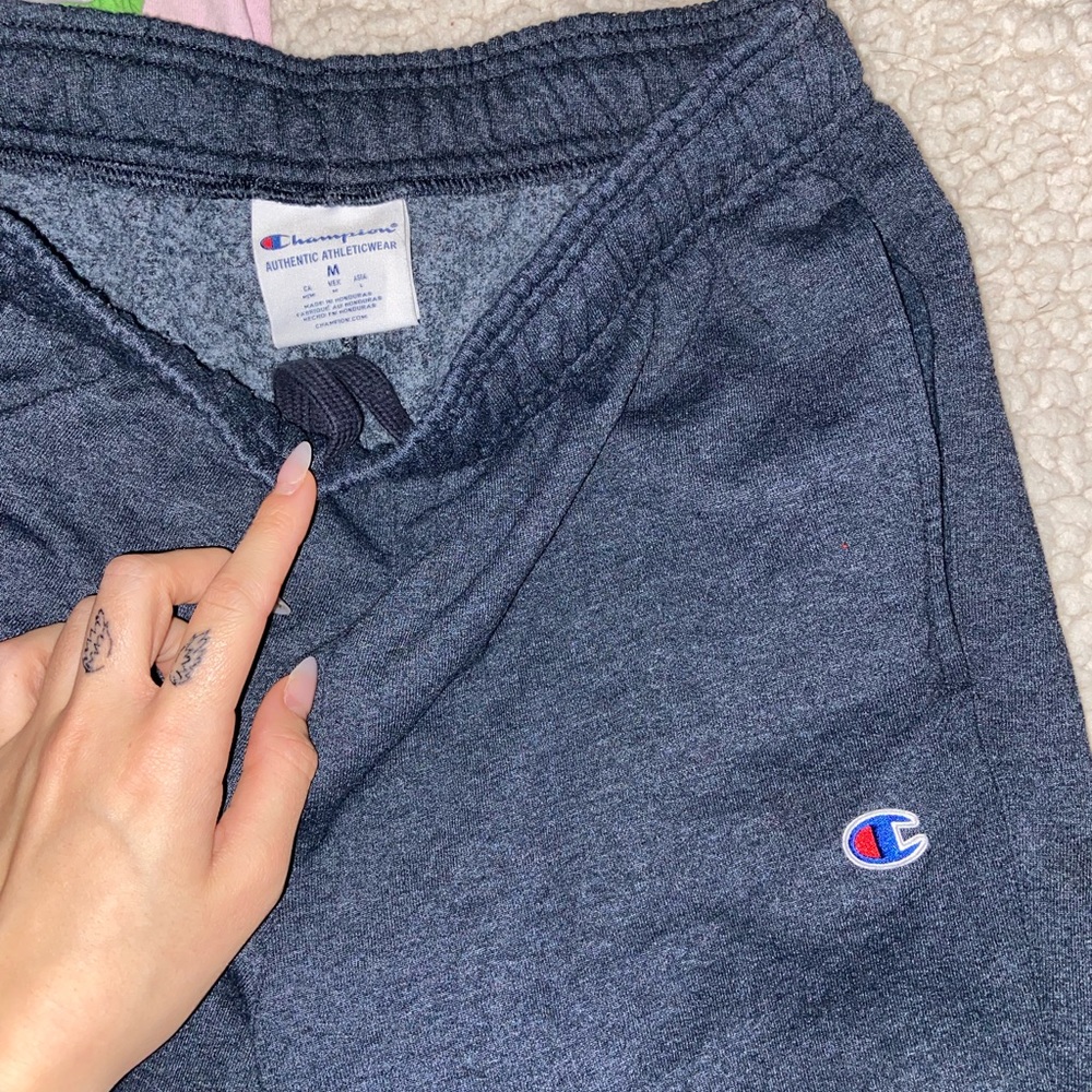 Joggers - Picture 2 of 2